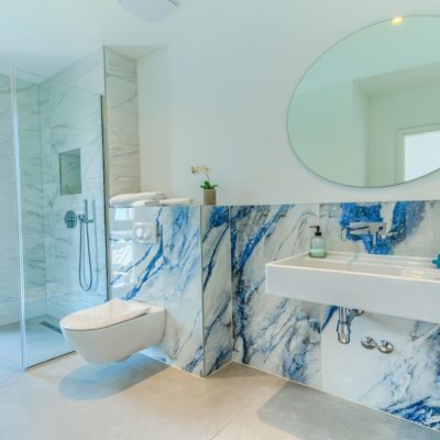 Villa Blue - Bathroom01